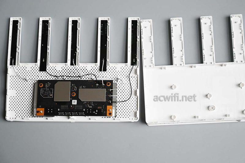 极具性价比的WiFi 7路由器! 小米BE5000无线路由器拆机测评 极具性价比的WiFi 7路由器! 小米BE5000无线路由器拆机测评