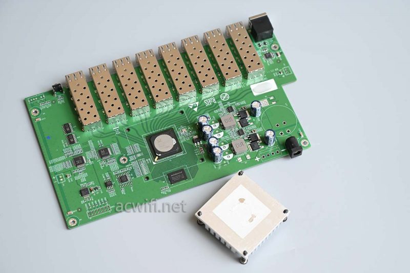 联果8口万兆三层全光交换机LG-SWTGW3C8F拆机测评 联果8口万兆三层全光交换机LG-SWTGW3C8F拆机测评