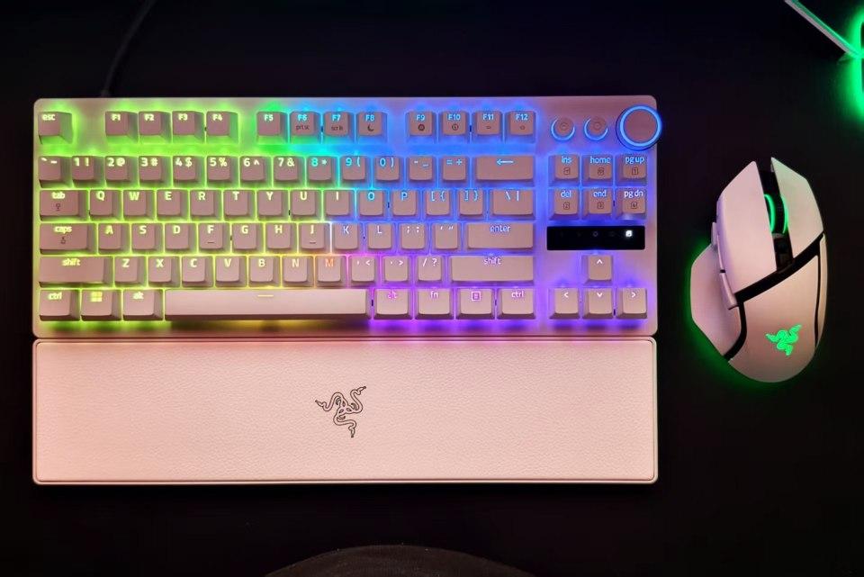 当极简主义遇上电竞基因! 雷蛇猎魂光蛛V3专业竞技版键盘开箱测评 当极简主义遇上电竞基因! 雷蛇猎魂光蛛V3专业竞技版键盘开箱测评