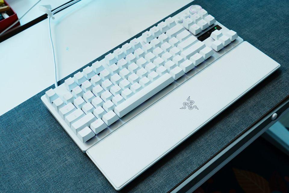 当极简主义遇上电竞基因! 雷蛇猎魂光蛛V3专业竞技版键盘开箱测评 当极简主义遇上电竞基因! 雷蛇猎魂光蛛V3专业竞技版键盘开箱测评