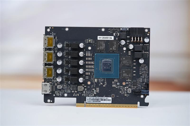 DLSS 4推动的紧凑体型大能量! 耕升GeForce RTX 5060暴风OC显卡评测 DLSS 4推动的紧凑体型大能量! 耕升GeForce RTX 5060暴风OC显卡评测