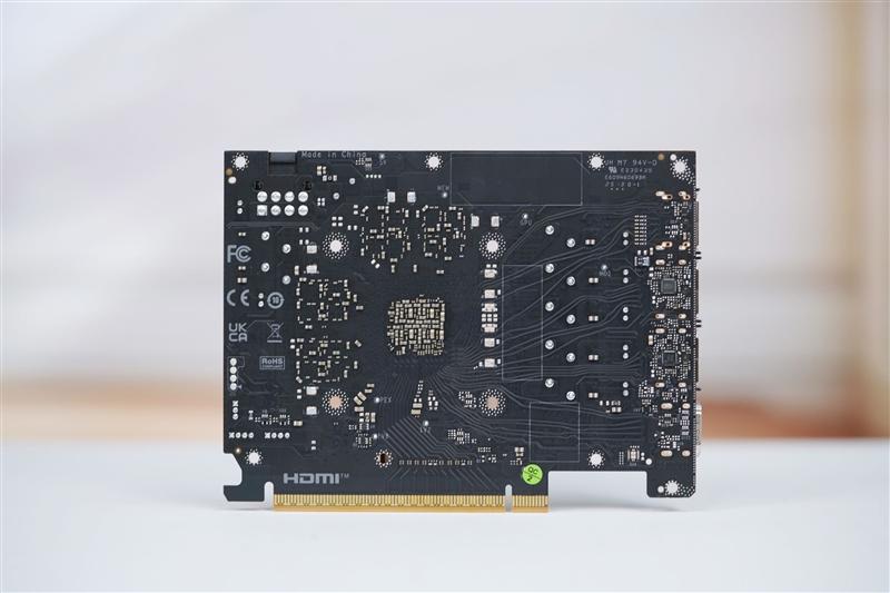 DLSS 4推动的紧凑体型大能量! 耕升GeForce RTX 5060暴风OC显卡评测 DLSS 4推动的紧凑体型大能量! 耕升GeForce RTX 5060暴风OC显卡评测