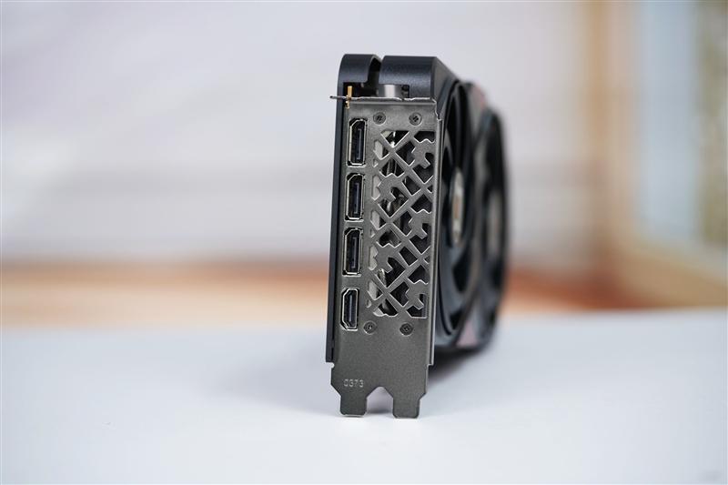 DLSS 4推动的紧凑体型大能量! 耕升GeForce RTX 5060暴风OC显卡评测 DLSS 4推动的紧凑体型大能量! 耕升GeForce RTX 5060暴风OC显卡评测