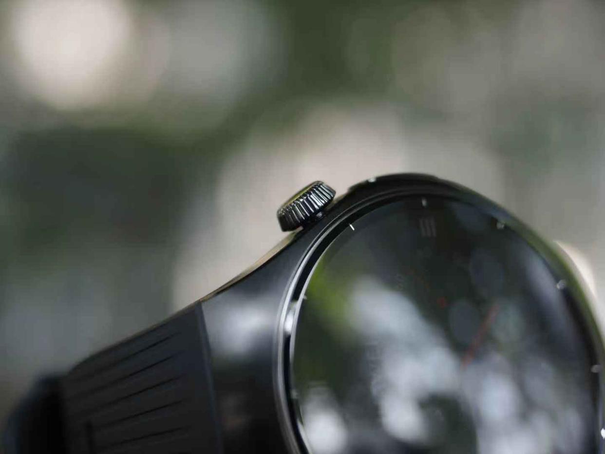 双尺寸圆表盘+X-Tap传感器! 华为WATCH 5智能手表上手体验测评 双尺寸圆表盘+X-Tap传感器! 华为WATCH 5智能手表上手体验测评