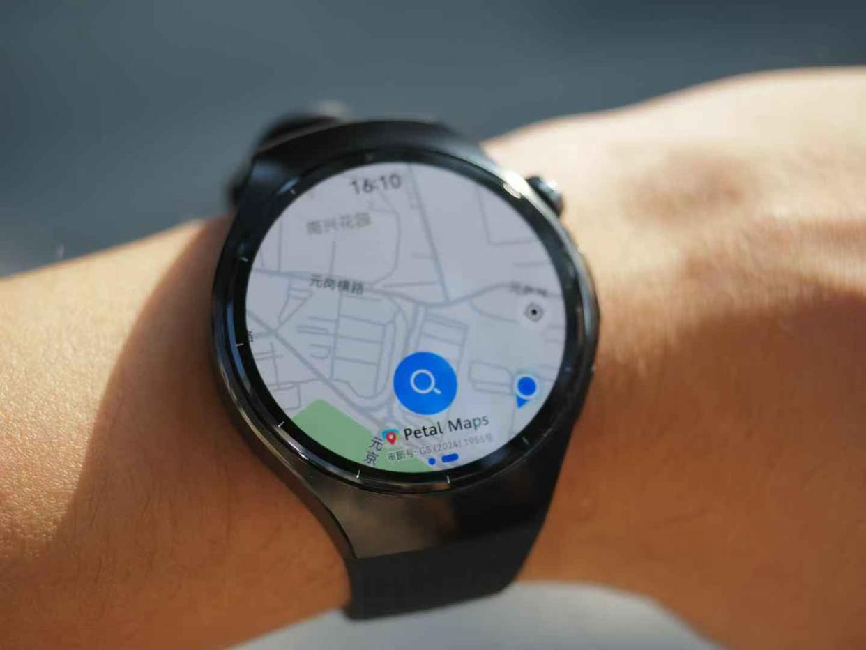 双尺寸圆表盘+X-Tap传感器! 华为WATCH 5智能手表上手体验测评 双尺寸圆表盘+X-Tap传感器! 华为WATCH 5智能手表上手体验测评