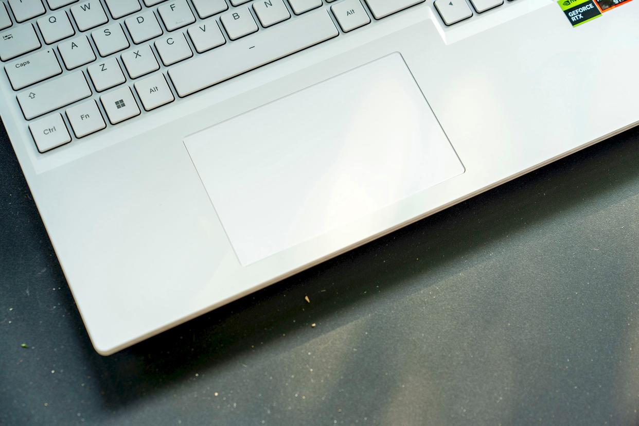 R9-8940HX 5070售8999元! 机械革命蛟龙16Z Pro笔记本首发评测 R9-8940HX 5070售8999元! 机械革命蛟龙16Z Pro笔记本首发评测