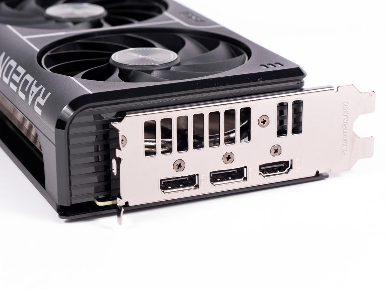 性价比力压RTX 5060 Ti! AMD Radeon RX 9060 XT显卡首发评测 性价比力压RTX 5060 Ti! AMD Radeon RX 9060 XT显卡首发评测