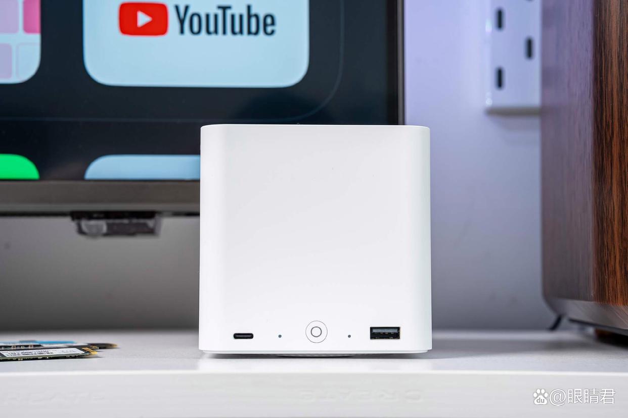 能安装6块硬盘! 零刻ME mini迷你主机NAS二合一测评 能安装6块硬盘! 零刻ME mini迷你主机NAS二合一测评