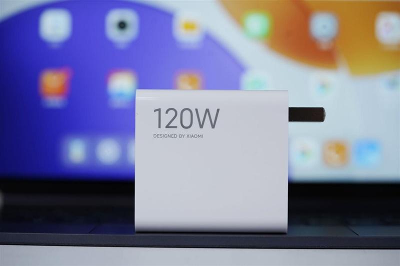 2.5英寸LCD屏+玄戒O1芯片! 小米平板7S Pro 12.5全面评测 2.5英寸LCD屏+玄戒O1芯片! 小米平板7S Pro 12.5全面评测