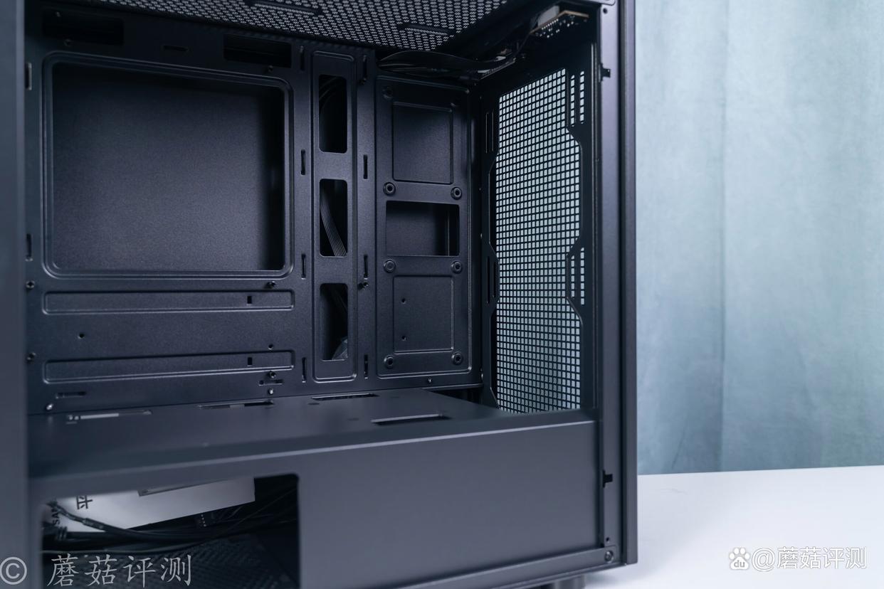 散热绝佳,+无光污染! 先马平头哥M2 Mesh机箱评测 散热绝佳,+无光污染! 先马平头哥M2 Mesh机箱评测