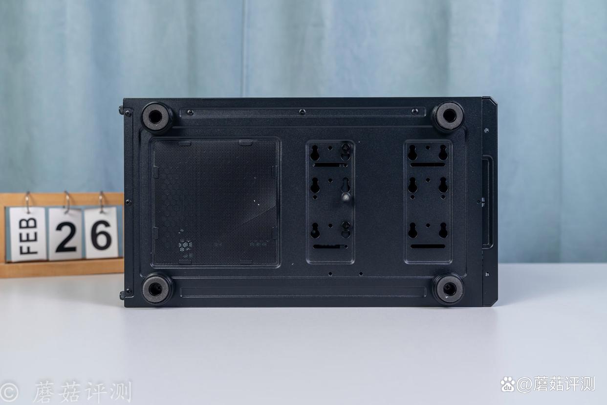 散热绝佳,+无光污染! 先马平头哥M2 Mesh机箱评测 散热绝佳,+无光污染! 先马平头哥M2 Mesh机箱评测