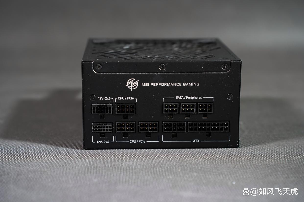 50系高端显卡的好搭档! 微星MPG A1000GS PCIE5暗黑电源开箱测评 50系高端显卡的好搭档! 微星MPG A1000GS PCIE5暗黑电源开箱测评