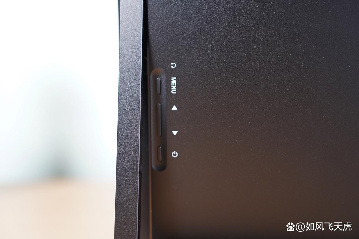 8mm的大屏显示器! 雕塑家4K 27英寸纤薄显示器使用测评 8mm的大屏显示器! 雕塑家4K 27英寸纤薄显示器使用测评