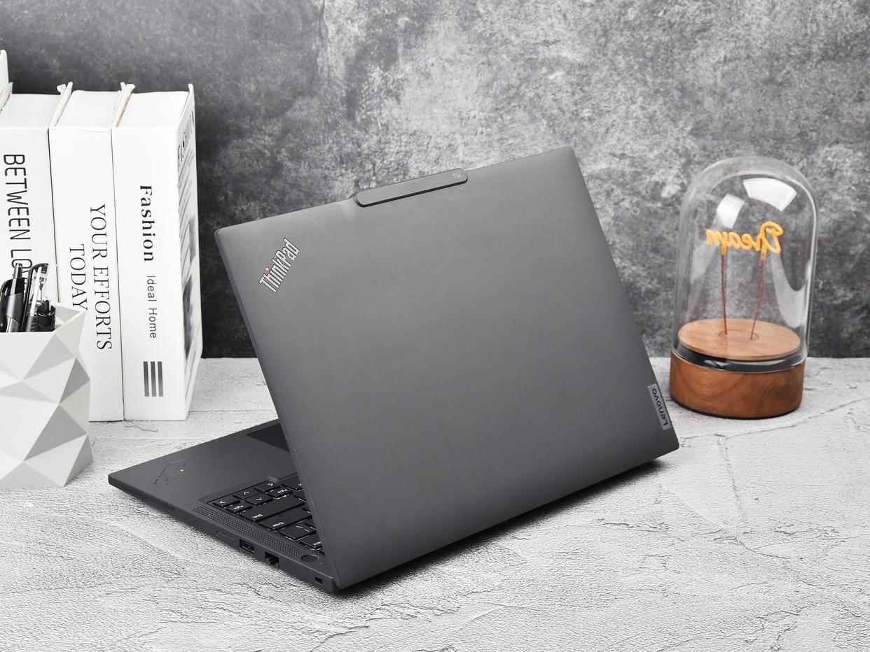 联想小天+Win11 AI双赋能! ThinkPadT14 Gen6AI元启版笔记本评测 联想小天+Win11 AI双赋能! ThinkPadT14 Gen6AI元启版笔记本评测