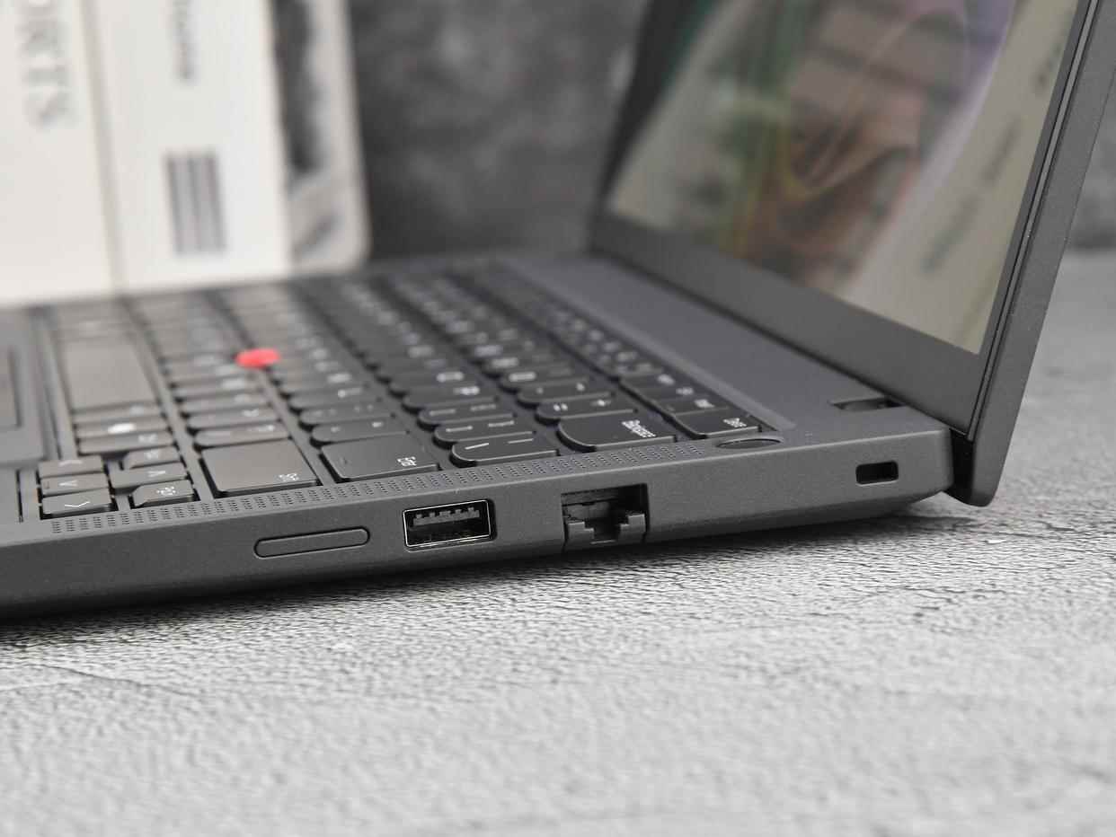 联想小天+Win11 AI双赋能! ThinkPadT14 Gen6AI元启版笔记本评测 联想小天+Win11 AI双赋能! ThinkPadT14 Gen6AI元启版笔记本评测