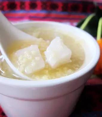  消化不良吃红茶山药粥