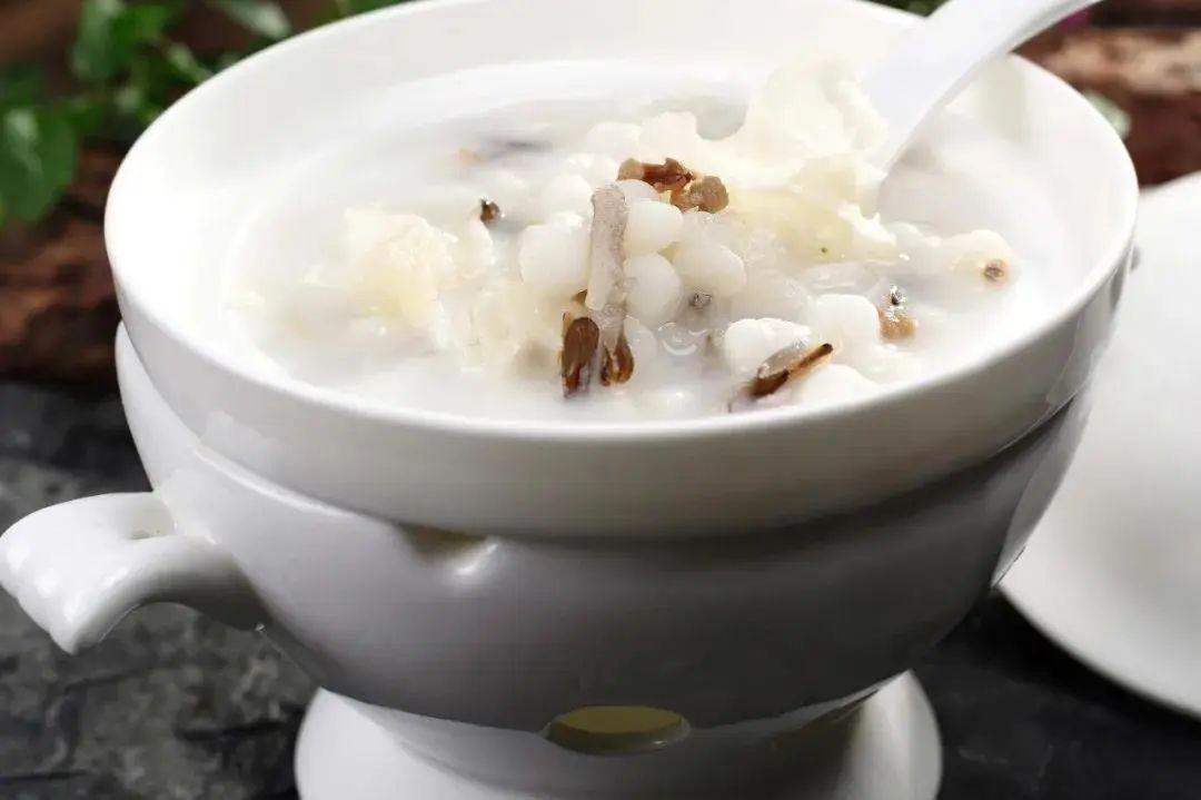  莲实粥的功效与作用及做法