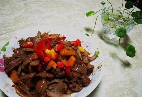  养肝明目食疗方