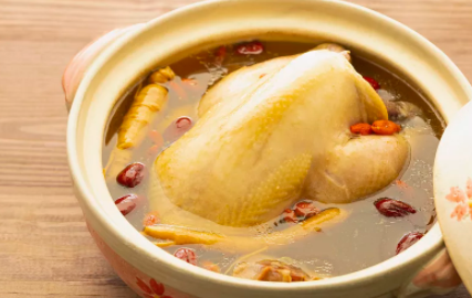  药膳鸡汤的适宜人群与禁忌人群有哪些