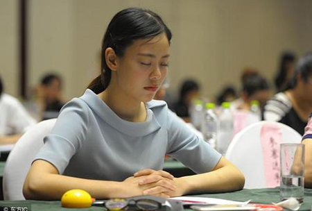 闭目养神.jpg 闭目养神.jpg