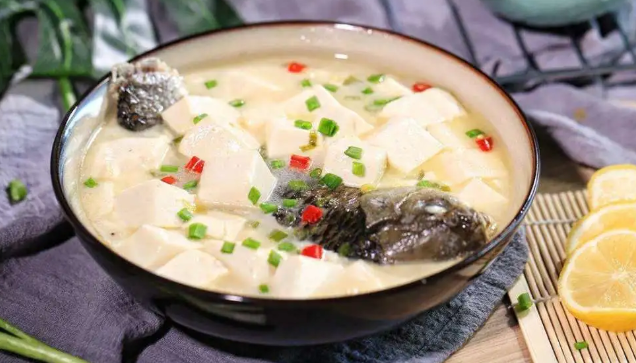 吃鲫鱼的注意事项 吃鲫鱼的注意事项