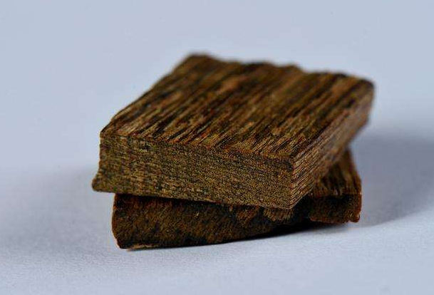 沉香使人平心静气 沉香使人平心静气