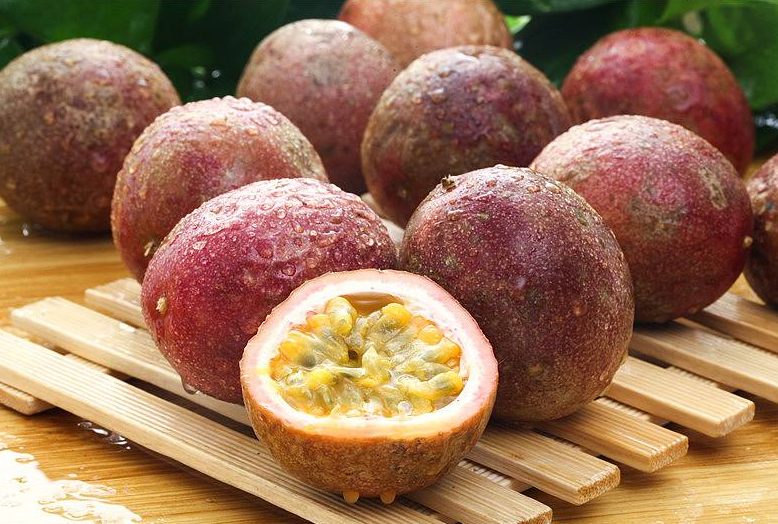 不要空腹吃百香果 不要空腹吃百香果