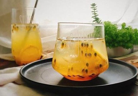 百香果丰富 百香果丰富