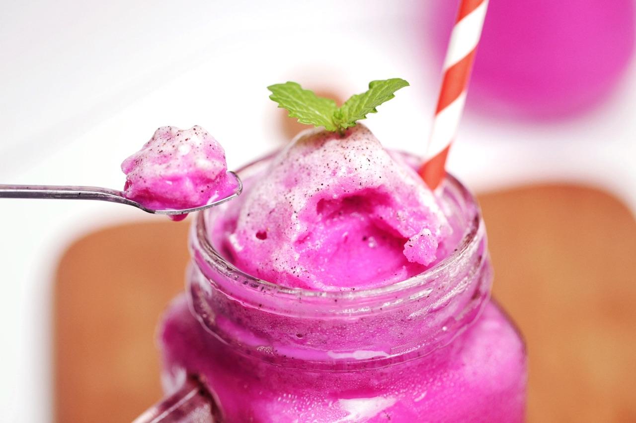 不能加入牛奶一起吃 不能加入牛奶一起吃