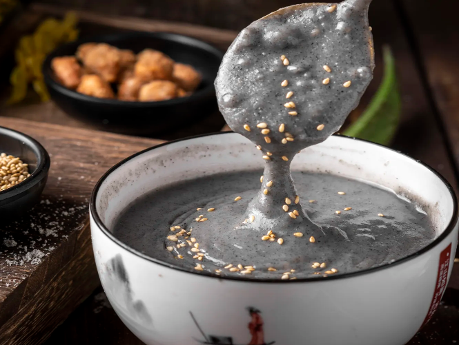  白芝麻与黑芝麻的区别是什么？两者有这些不同之处