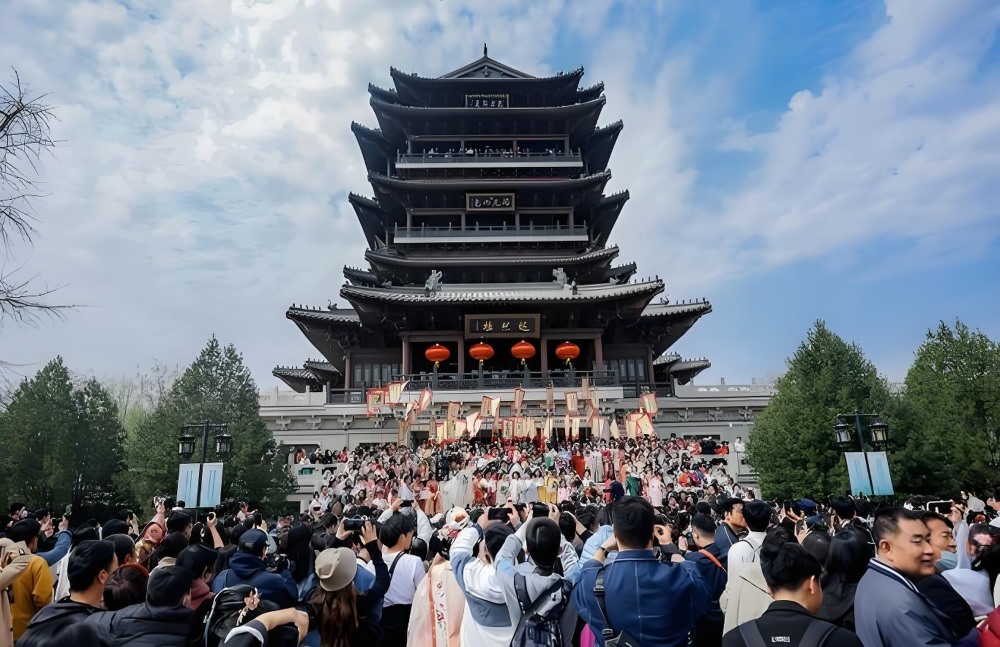 泉城济南暑期盛宴：300余项活动打造清凉狂欢季