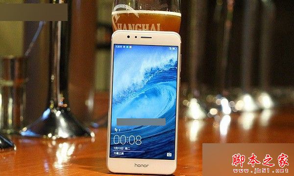 华为荣耀8和v8哪个更值得入手？华为荣耀v8和荣耀8全面区别对比深度评测