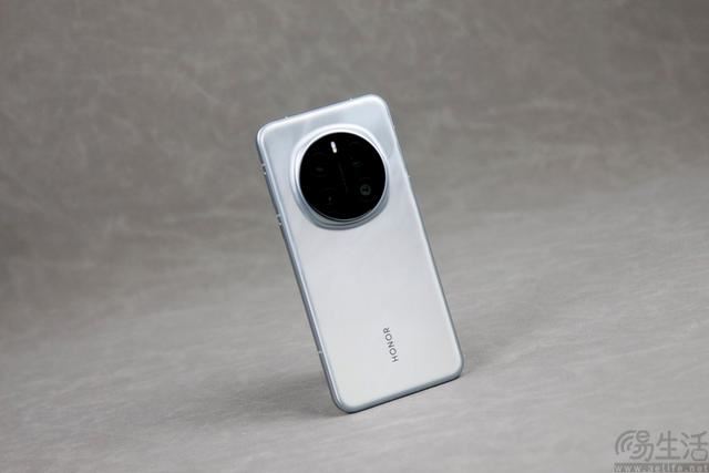 性能与影像的极致融合! 荣耀Magic7 Pro手机全面测评 性能与影像的极致融合! 荣耀Magic7 Pro手机全面测评