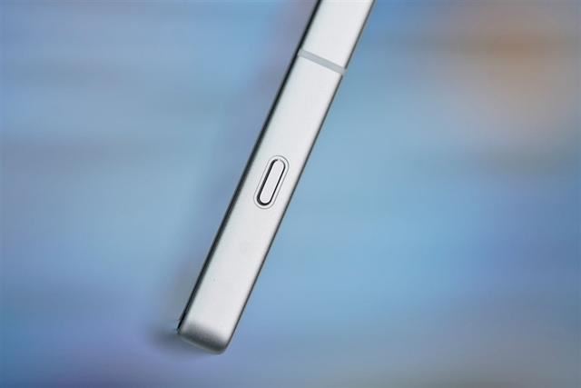 真全面屏的AI旗舰! 努比亚Z70 Ultra深度评测 真全面屏的AI旗舰! 努比亚Z70 Ultra深度评测