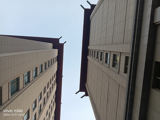 vivo Y300手机值得入手吗 vivo Y300手机详细评测 vivo Y300手机值得入手吗 vivo Y300手机详细评测