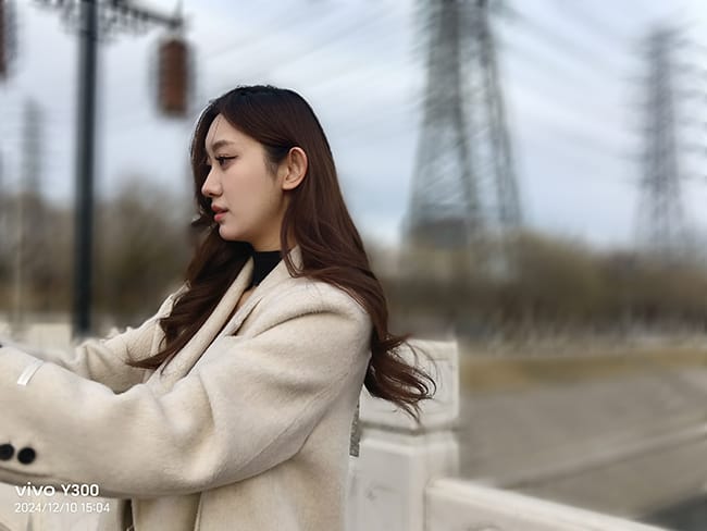 vivo Y300手机值得入手吗 vivo Y300手机详细评测 vivo Y300手机值得入手吗 vivo Y300手机详细评测