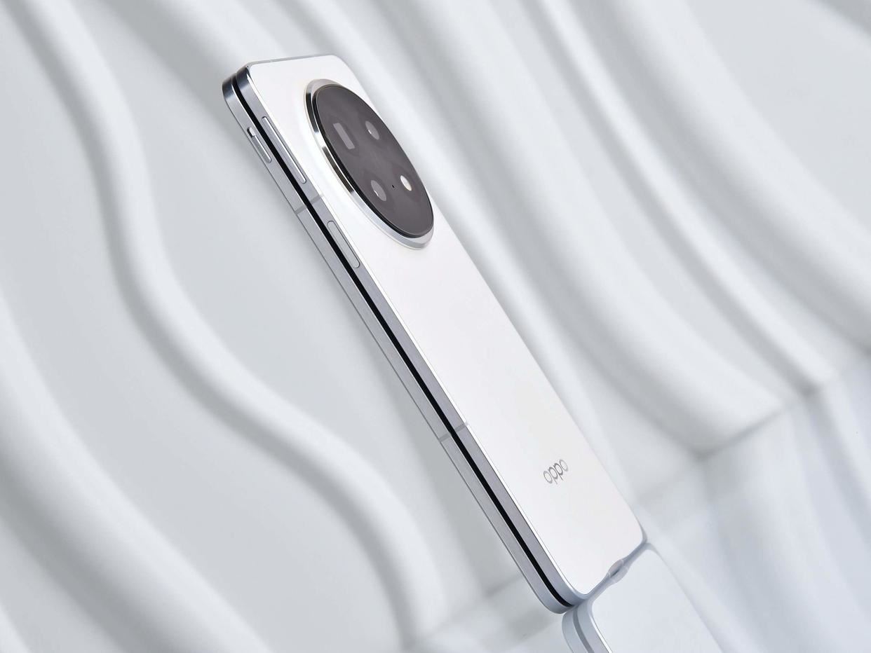 整机对比上代减薄24%! OPPO Find N5全面评测 整机对比上代减薄24%! OPPO Find N5全面评测