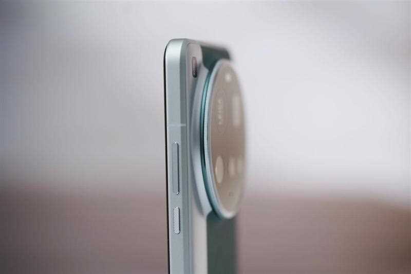 今年再无Ultra! 2025年最强拍照旗舰小米15 Ultra首发评测 今年再无Ultra! 2025年最强拍照旗舰小米15 Ultra首发评测