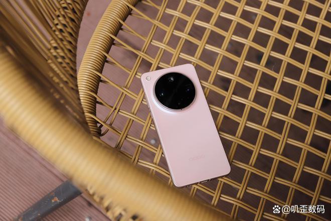 真正的安卓影像机皇! OPPO Find X8 Ultra手机性能评测 真正的安卓影像机皇! OPPO Find X8 Ultra手机性能评测