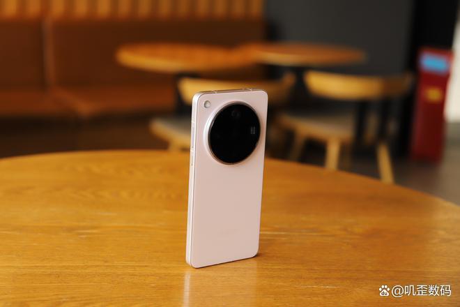 真正的安卓影像机皇! OPPO Find X8 Ultra手机性能评测 真正的安卓影像机皇! OPPO Find X8 Ultra手机性能评测