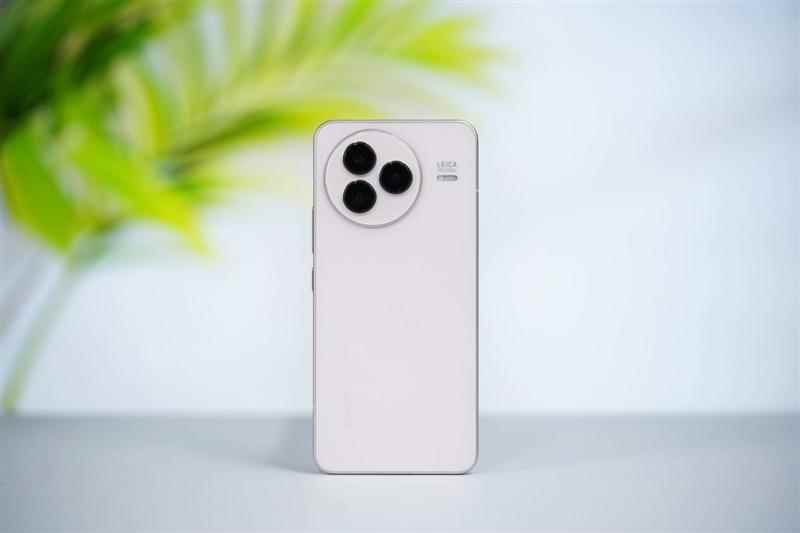 徕卡影像和骁龙8s Gen4可兼得! 小米Civi 5 Pro手机全面评测