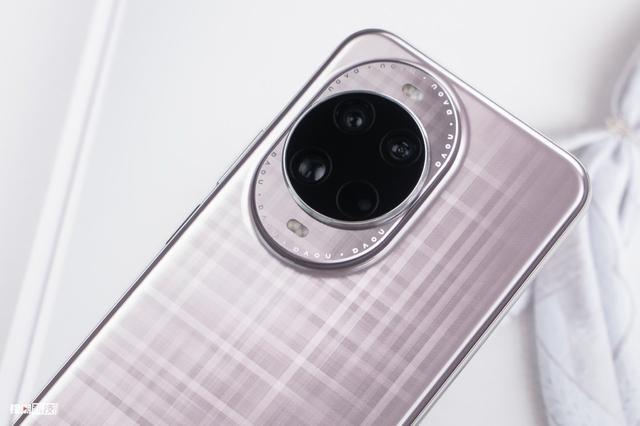 红枫原色镜头真的不一样吗? 华为nova 14 Ultra手机评测