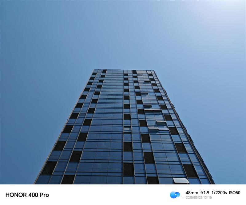 续航佳且手感好的另类AI影像旗舰! 荣耀400 Pro手机全面评测