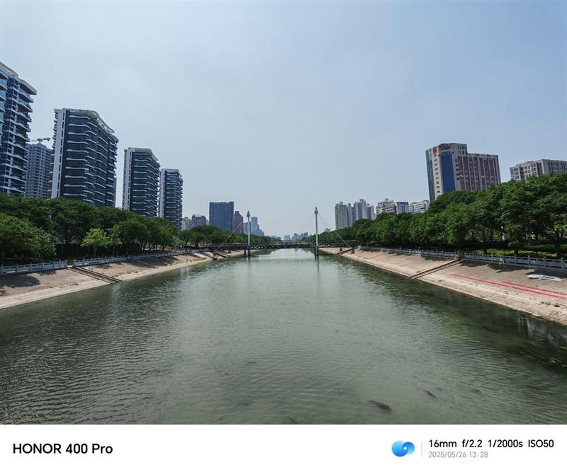 续航佳且手感好的另类AI影像旗舰! 荣耀400 Pro手机全面评测