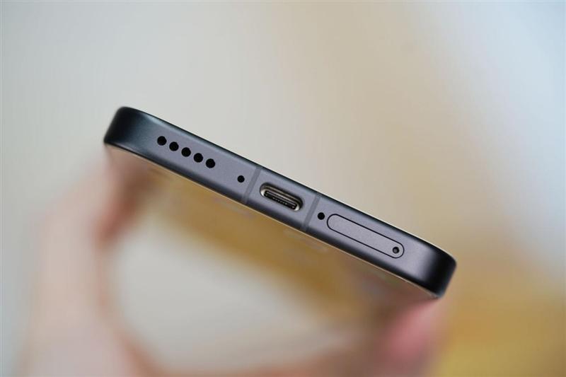 6.31英寸完美小直屏! vivo S30 Pro mini手机全面评测 6.31英寸完美小直屏! vivo S30 Pro mini手机全面评测