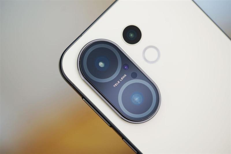 6.31英寸完美小直屏! vivo S30 Pro mini手机全面评测 6.31英寸完美小直屏! vivo S30 Pro mini手机全面评测