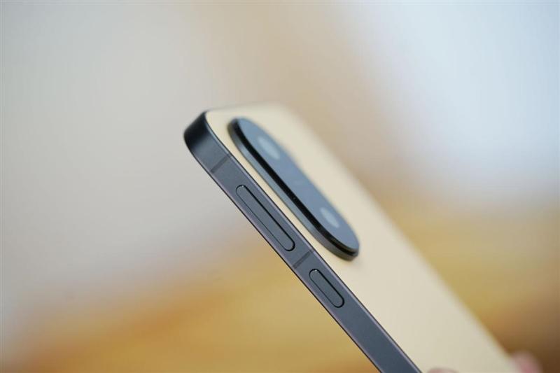 6.31英寸完美小直屏! vivo S30 Pro mini手机全面评测 6.31英寸完美小直屏! vivo S30 Pro mini手机全面评测