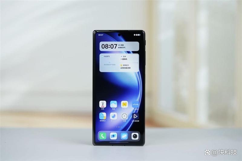 4.3mm厚度的折叠屏+潜望长焦镜头! vivo X Fold5手机全面评测 4.3mm厚度的折叠屏+潜望长焦镜头! vivo X Fold5手机全面评测