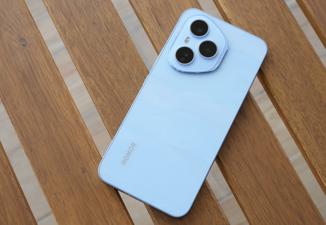 2025年五款“超高颜值”的手机 2025年五款“超高颜值”的手机